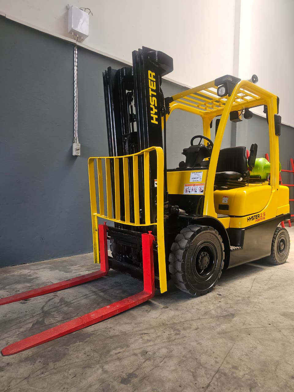 Forklift 18